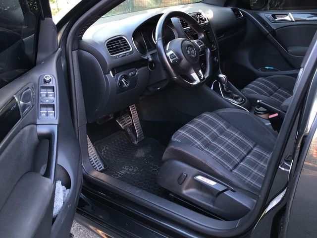 Volkswagen Golf GTI - фото 5