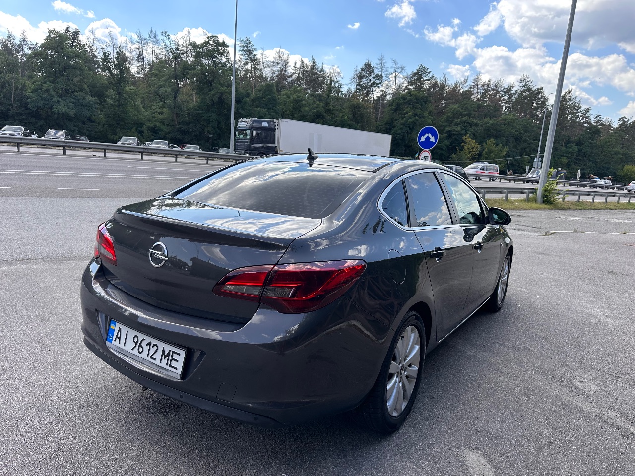 Opel Astra - фото 2
