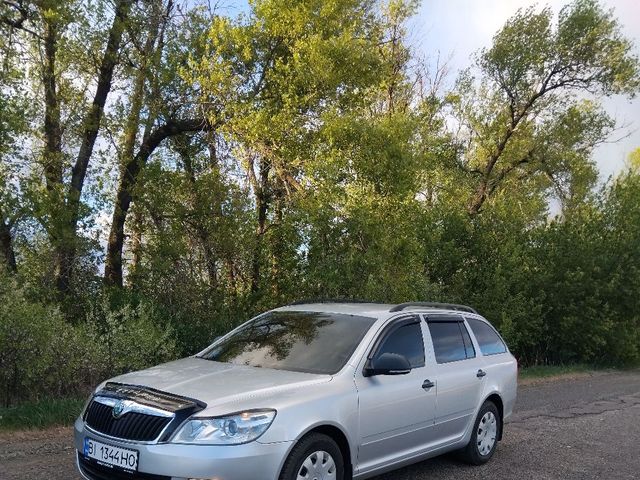 Skoda Octavia 2011, Карлівка, $8 200 - зображення 3