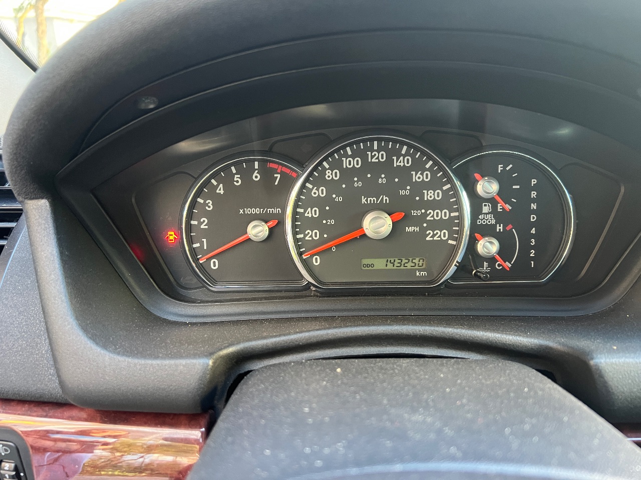 Mitsubishi Galant - фото 5