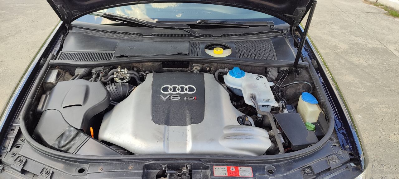 Audi A6 - фото 29