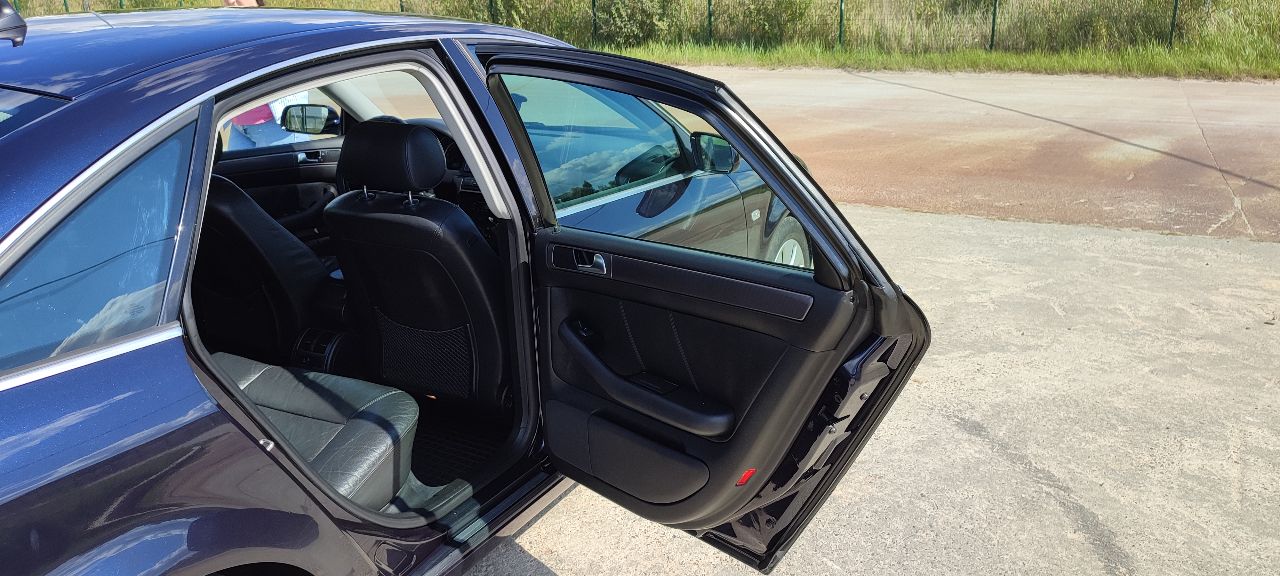 Audi A6 - фото 26