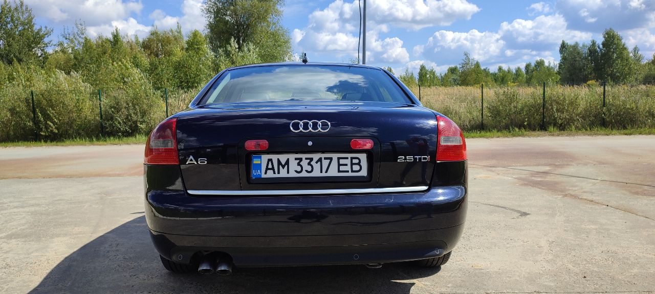 Audi A6 - фото 7