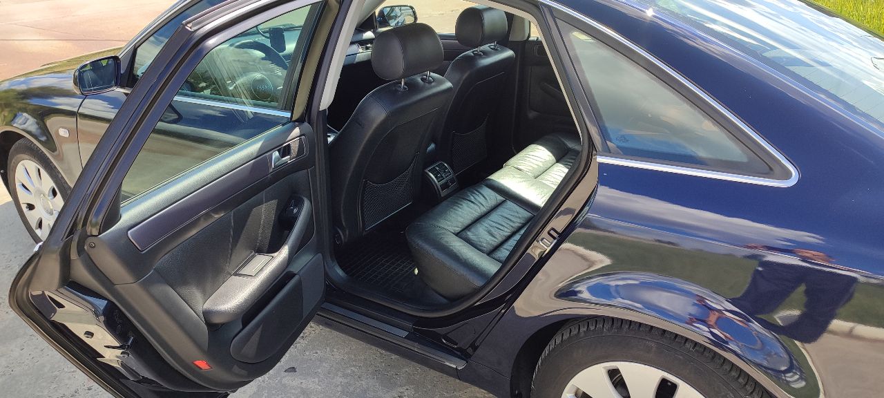 Audi A6 - фото 18