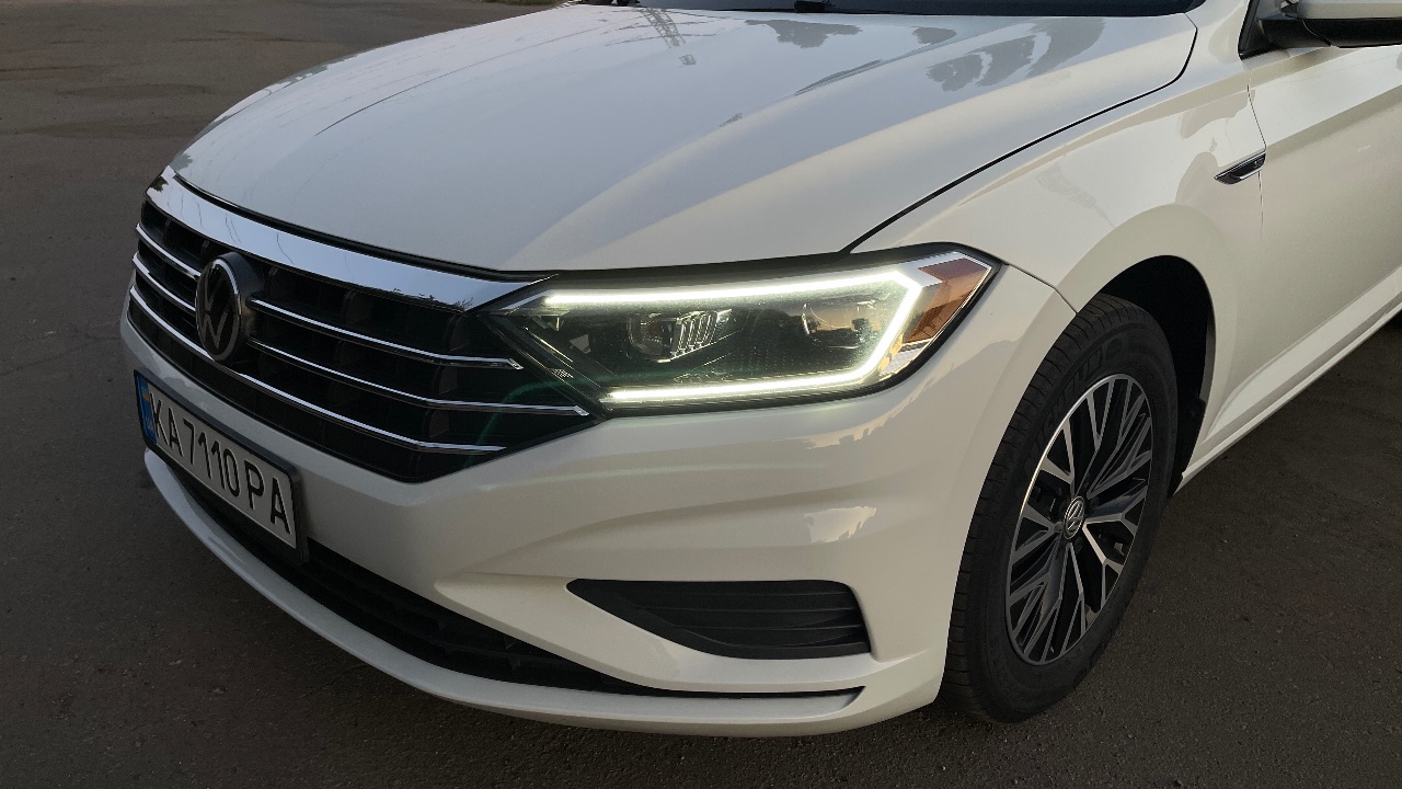 Volkswagen Jetta - фото 20