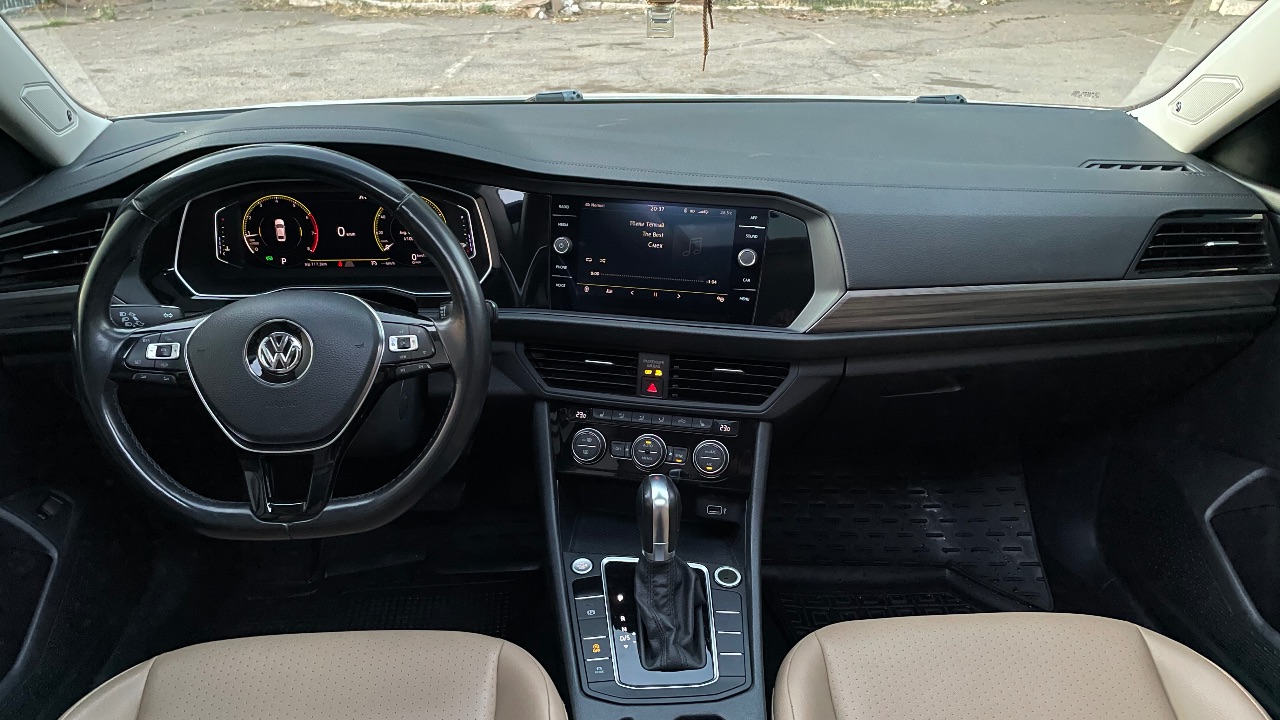 Volkswagen Jetta - фото 7