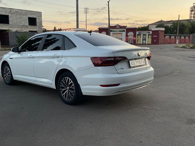 Volkswagen Jetta - зображення 4