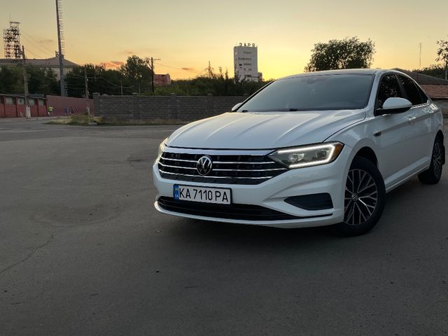 Volkswagen Jetta - зображення 1