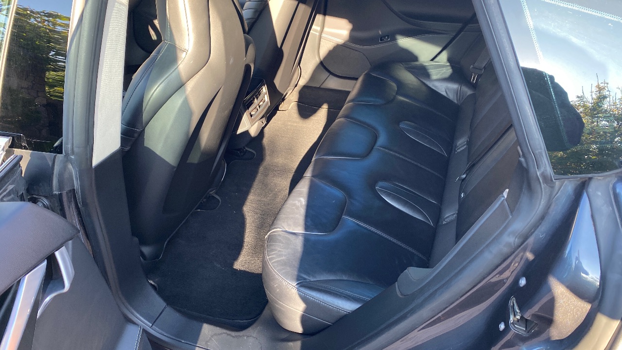 Tesla Model S - фото 9