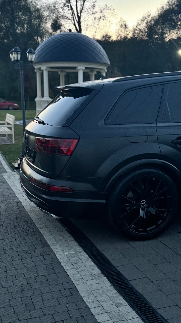 Audi SQ7 - фото 3