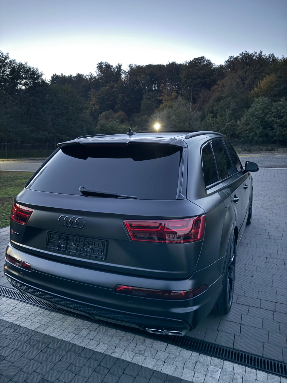 Audi SQ7 - фото 5