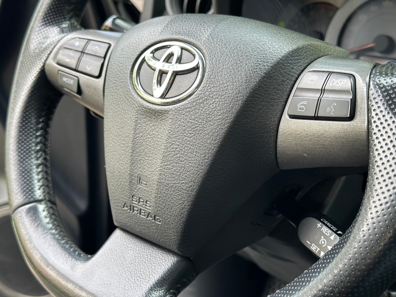 Toyota RAV4 - фото 16