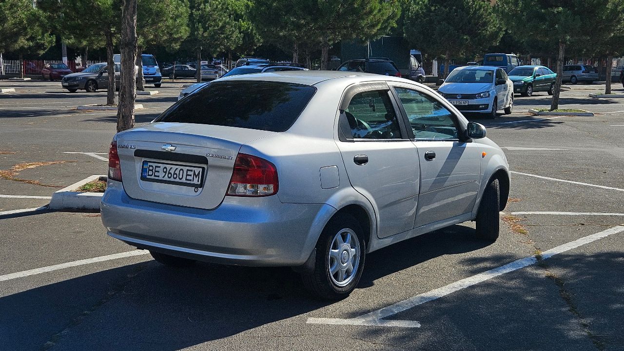 Chevrolet Aveo - фото 6