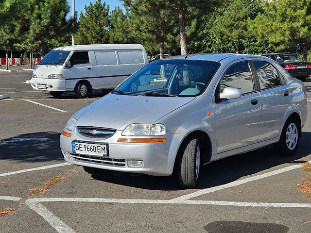 Chevrolet Aveo - фото 3