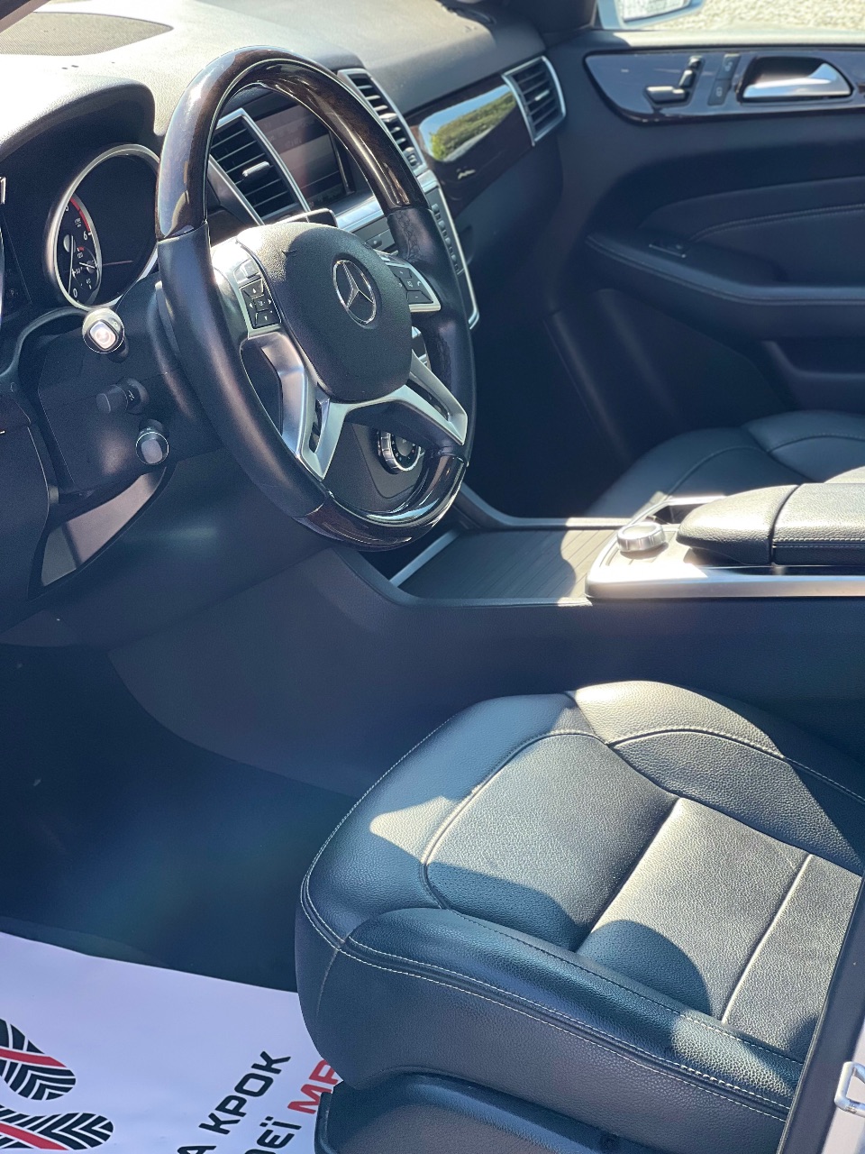 Mercedes-Benz M-Класс - фото 4