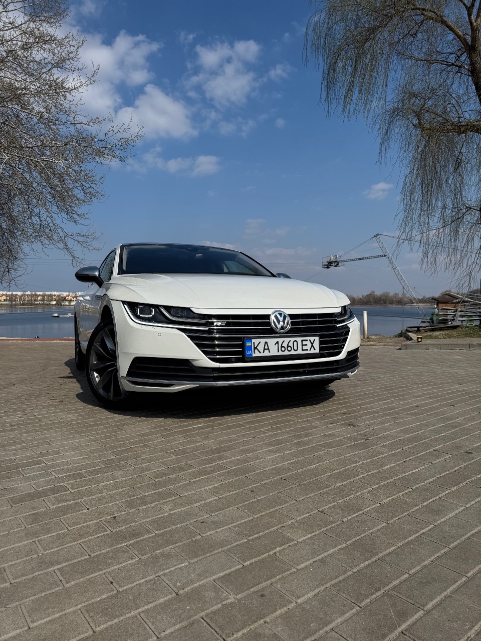 Volkswagen Arteon - фото 1