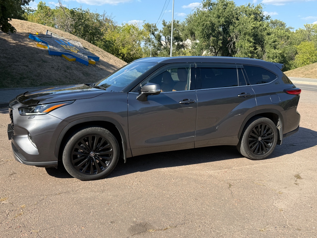 Toyota Highlander - фото 4