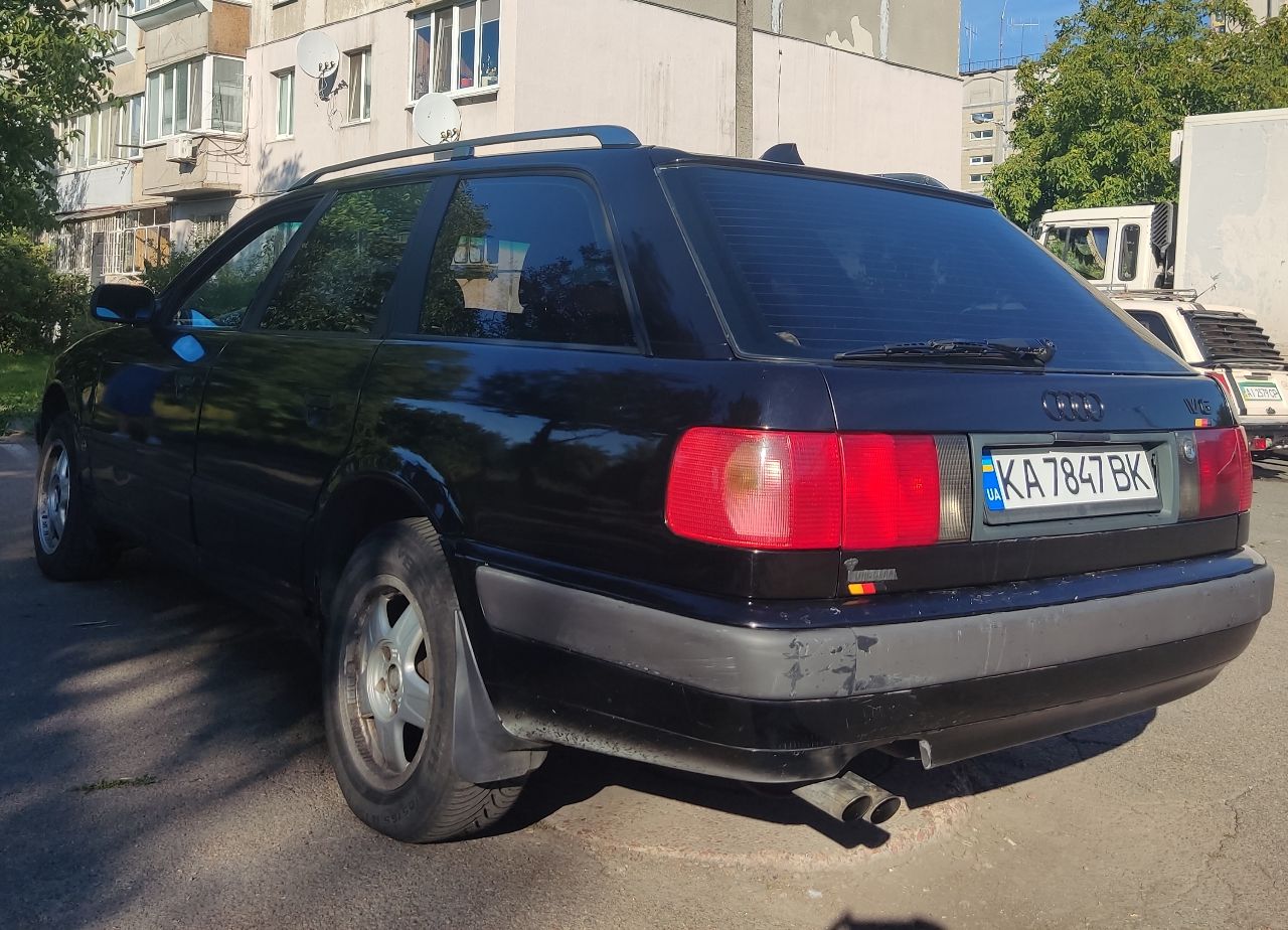 Audi 100 - фото 2