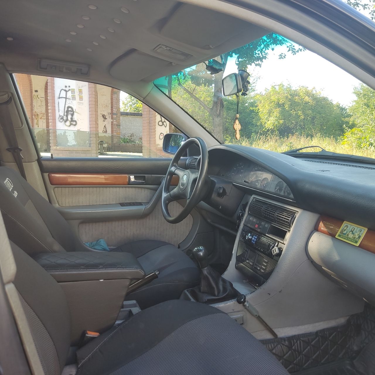 Audi 100 - фото 5