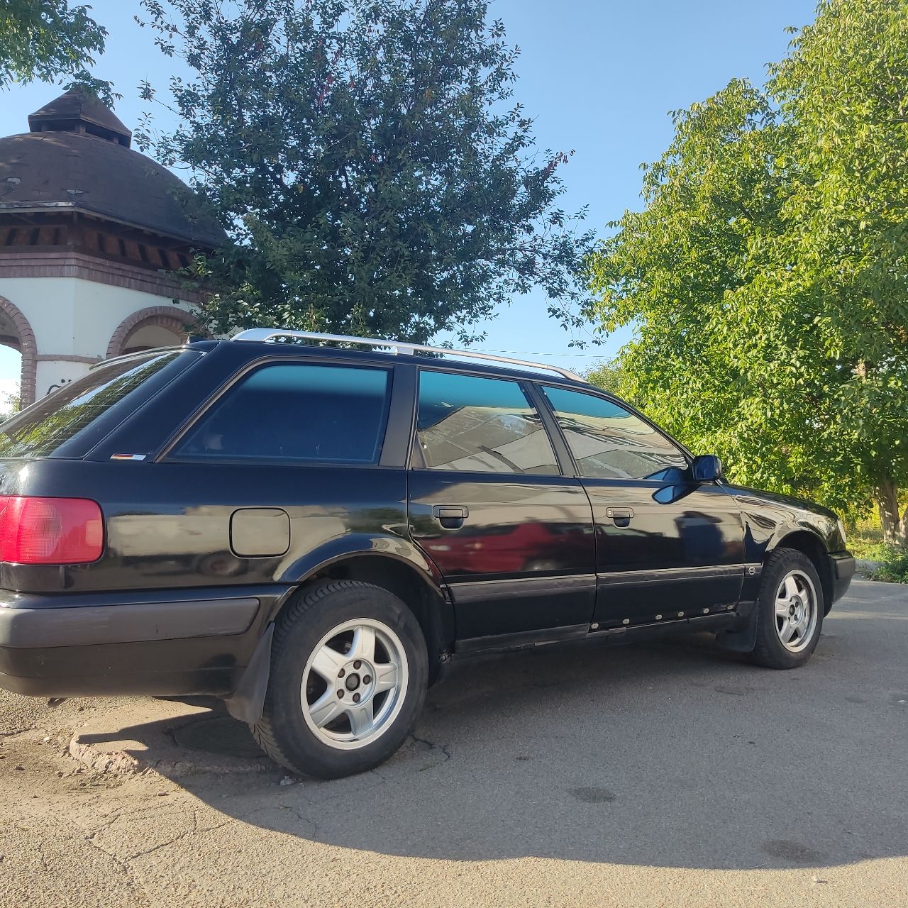 Audi 100 - фото 8