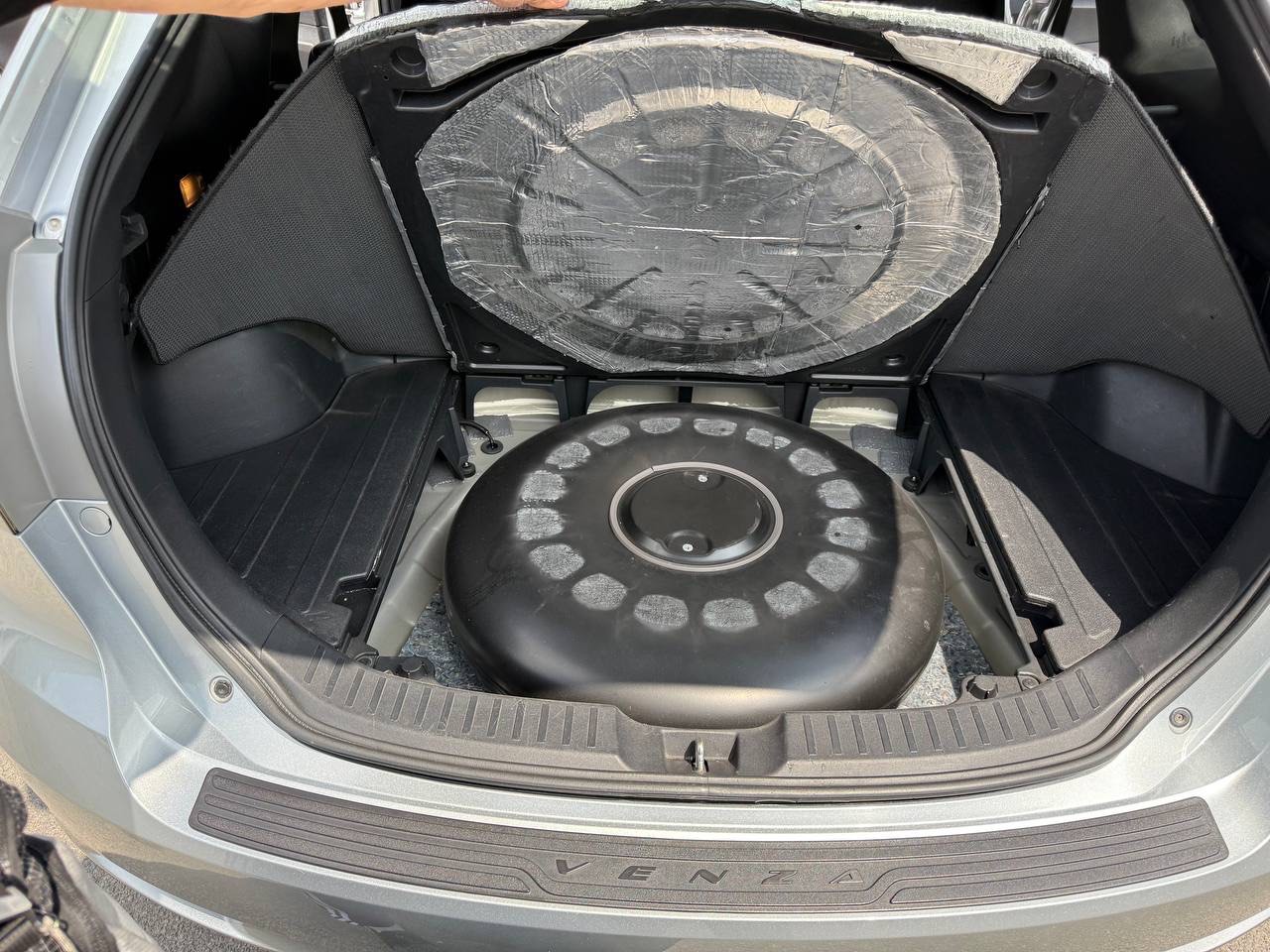 Toyota Venza - фото 17