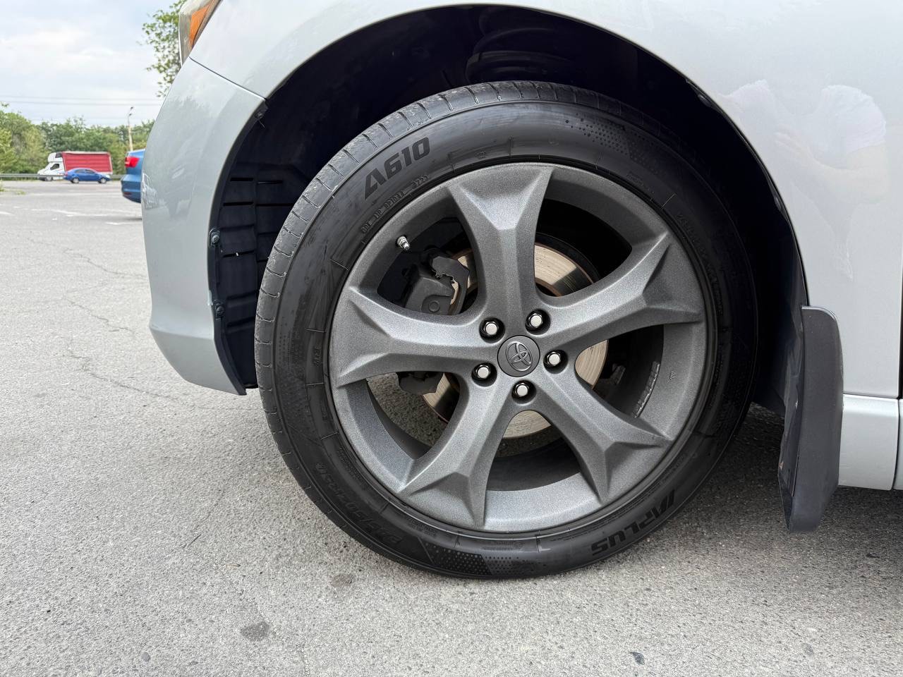 Toyota Venza - фото 19