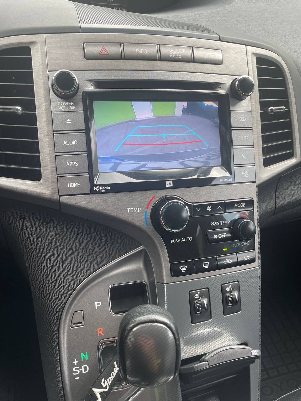 Toyota Venza - фото 5