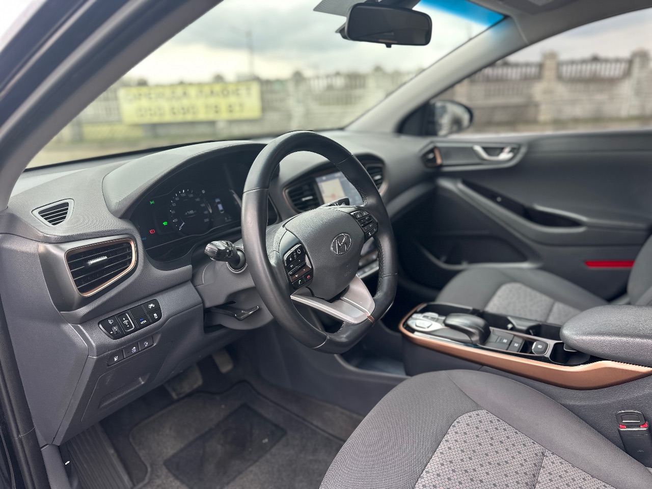 Hyundai IONIQ - фото 27