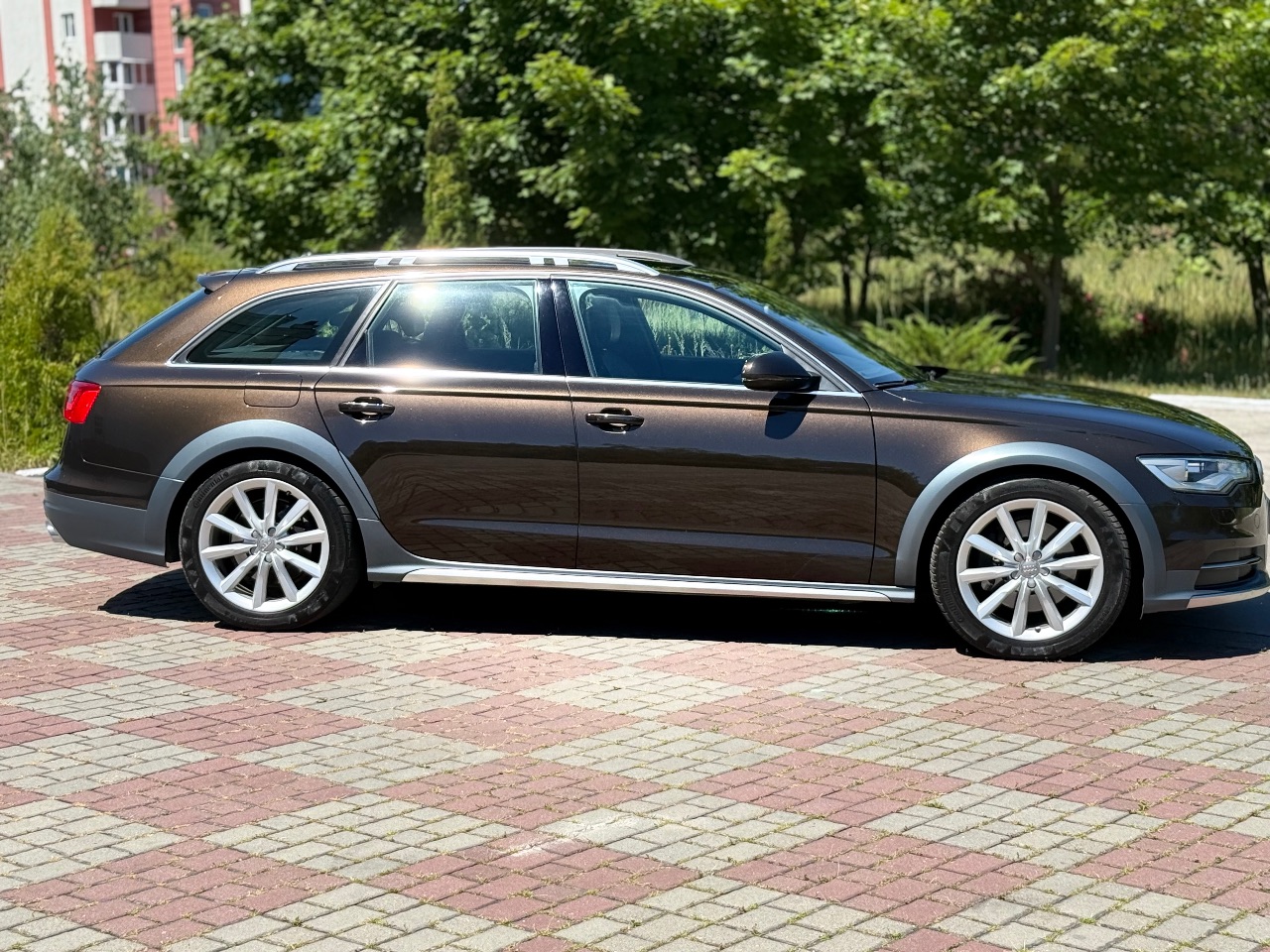 Audi A6 allroad - фото 4