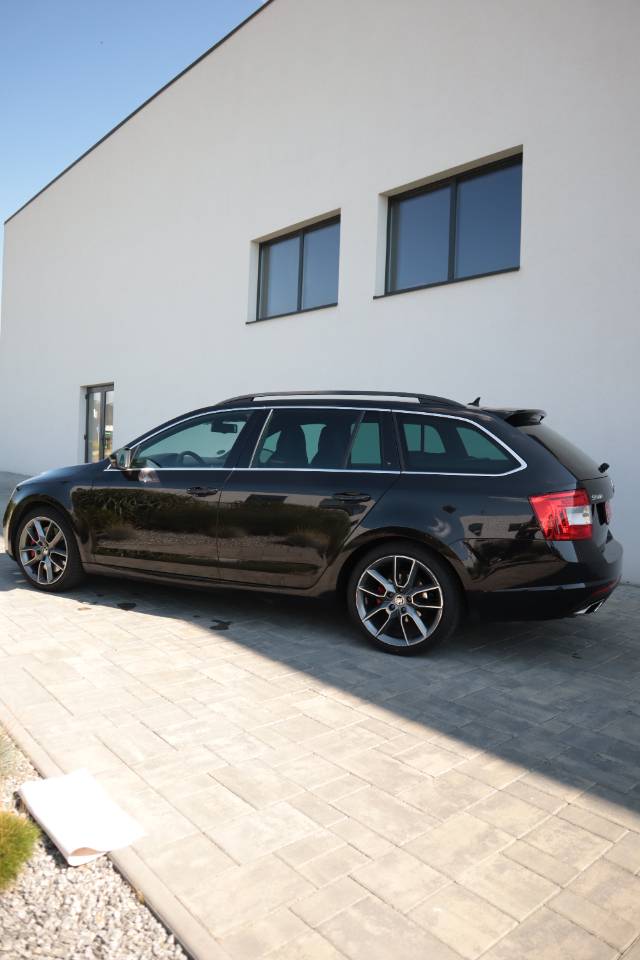 Skoda Octavia RS - фото 3