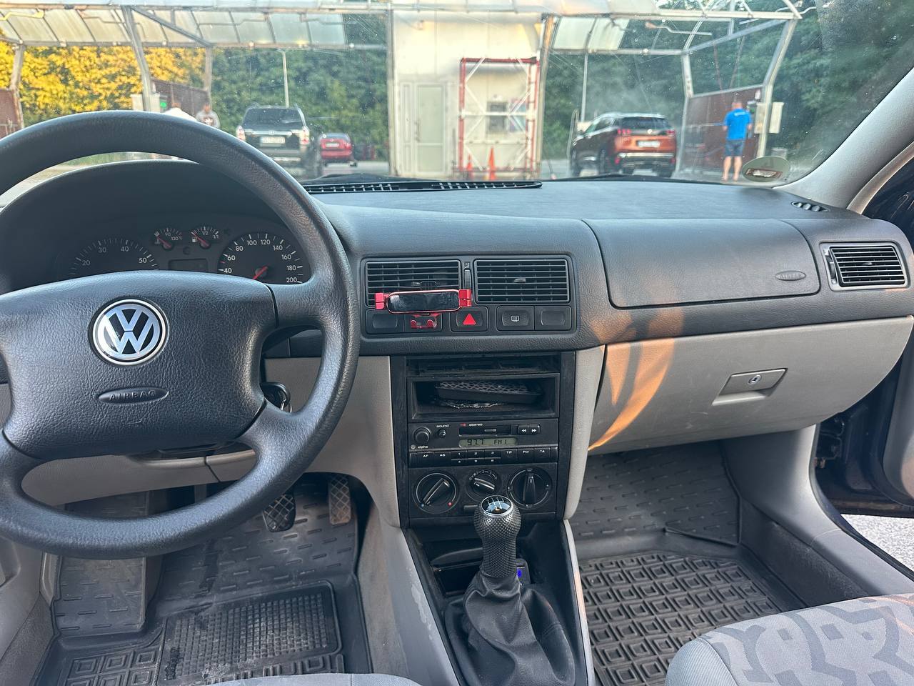 Volkswagen Golf - фото 13