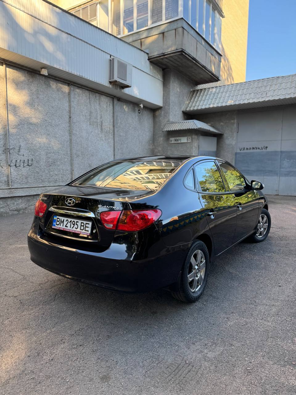 Hyundai Elantra - фото 9