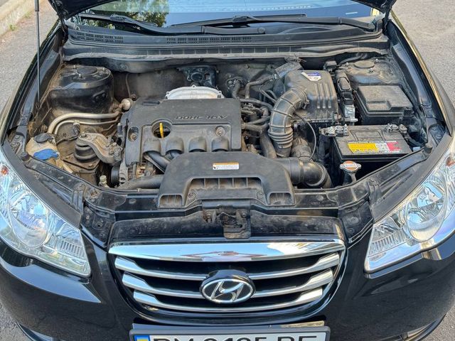 Hyundai Elantra - фото 4