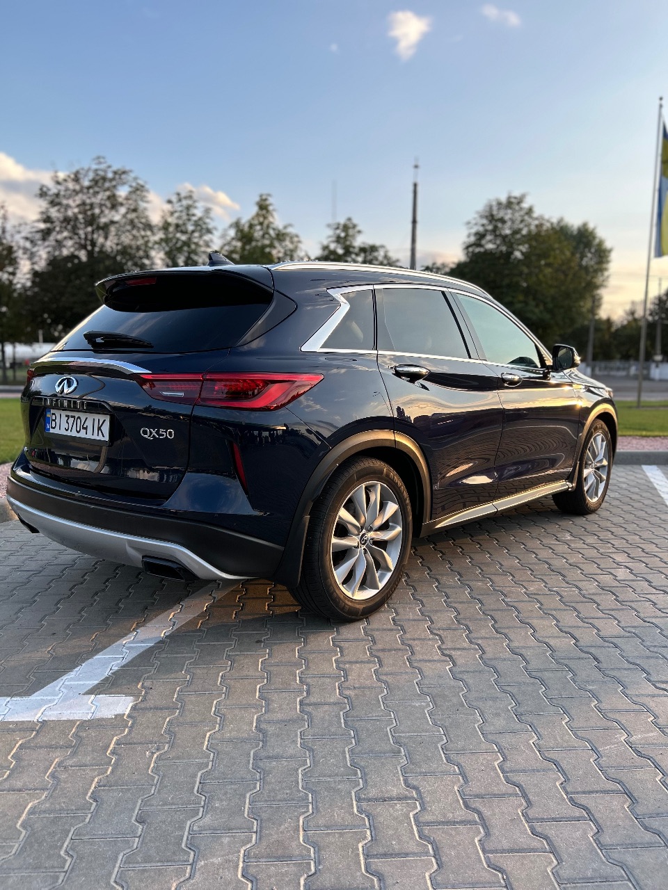 Infiniti QX50 - фото 2