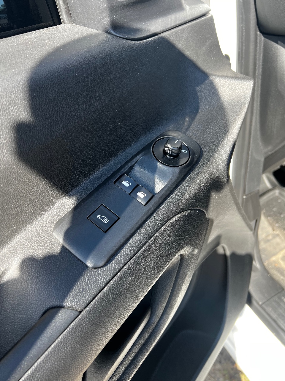 Peugeot Partner - фото 8