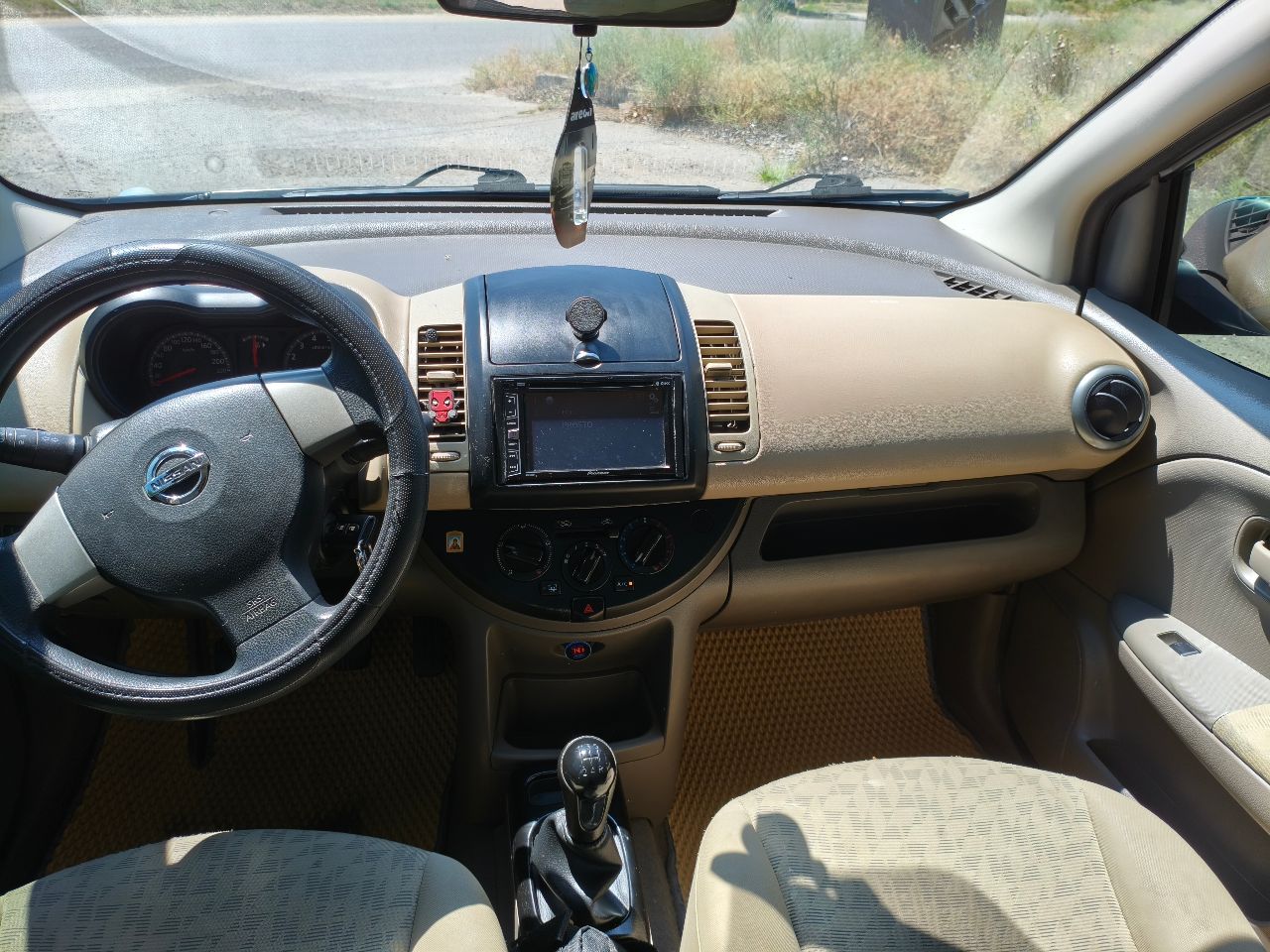 Nissan Note - фото 7