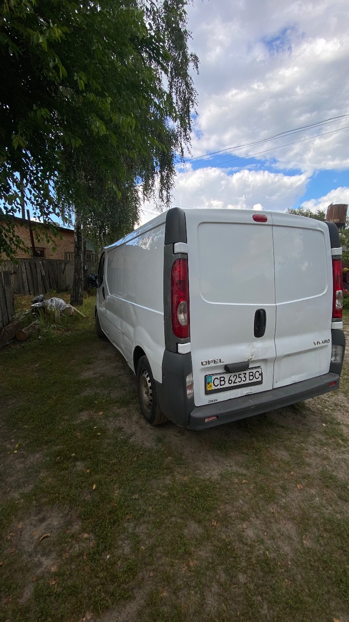 Opel Vivaro - фото 4
