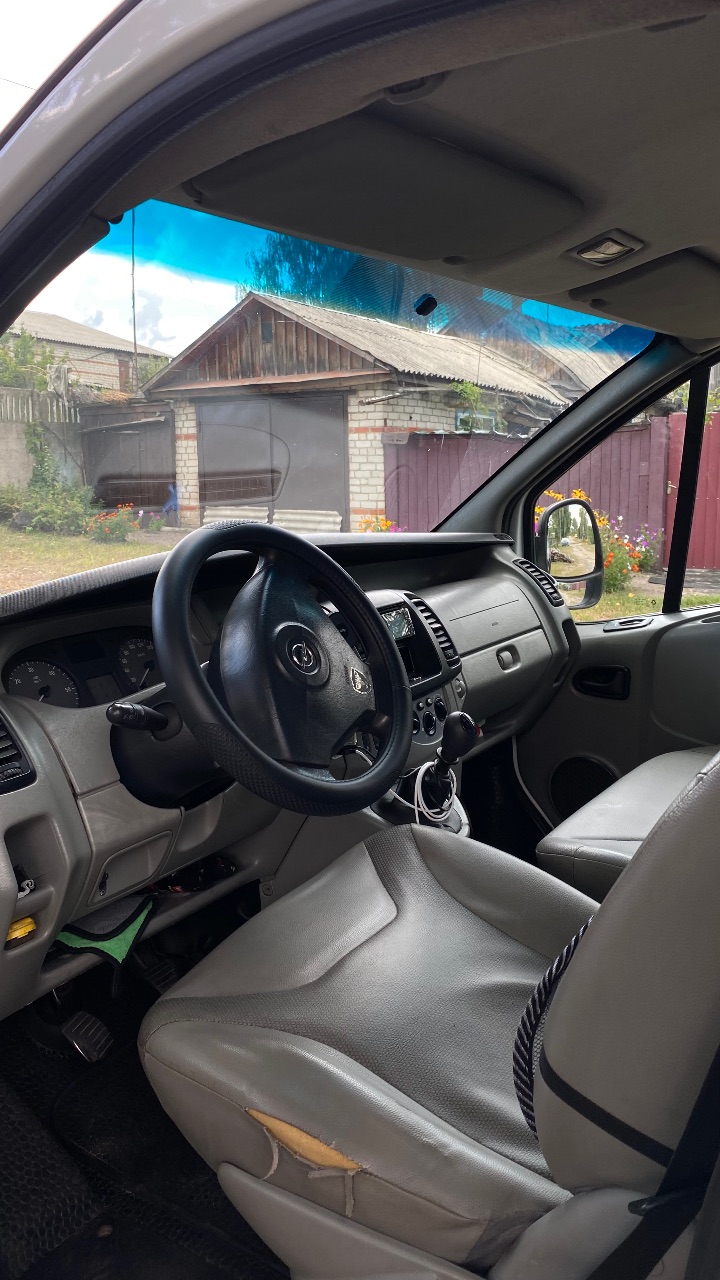 Opel Vivaro - фото 10