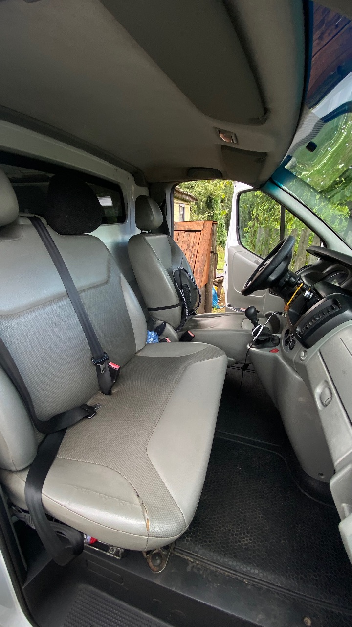 Opel Vivaro - фото 8