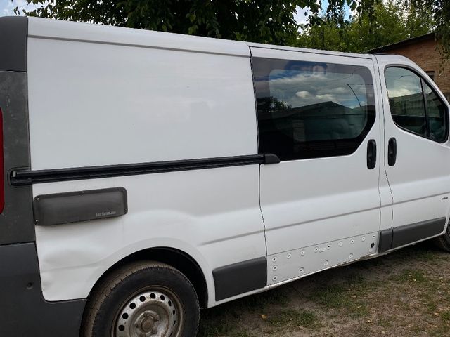Opel Vivaro - фото 3