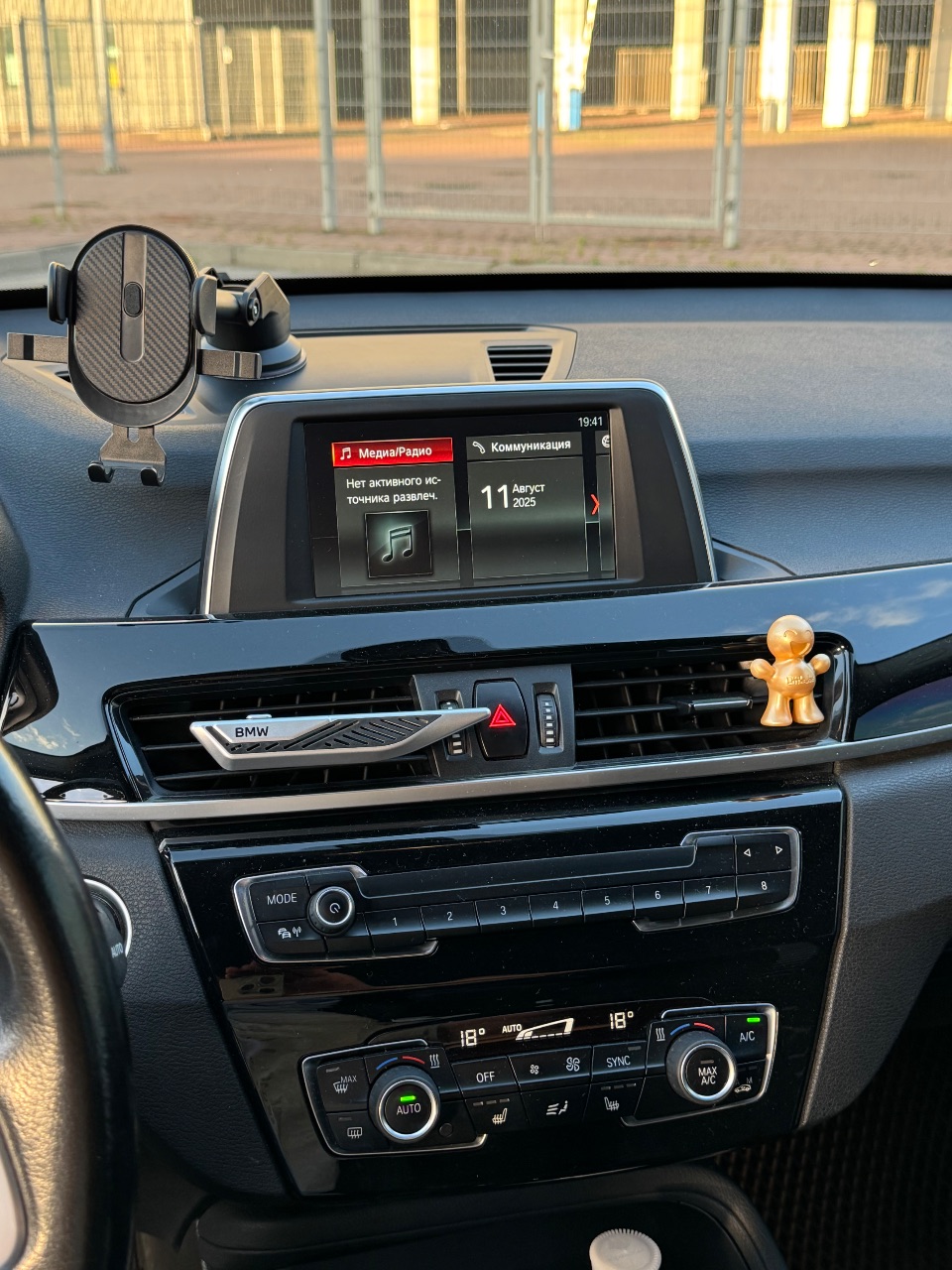 BMW X1 - фото 15