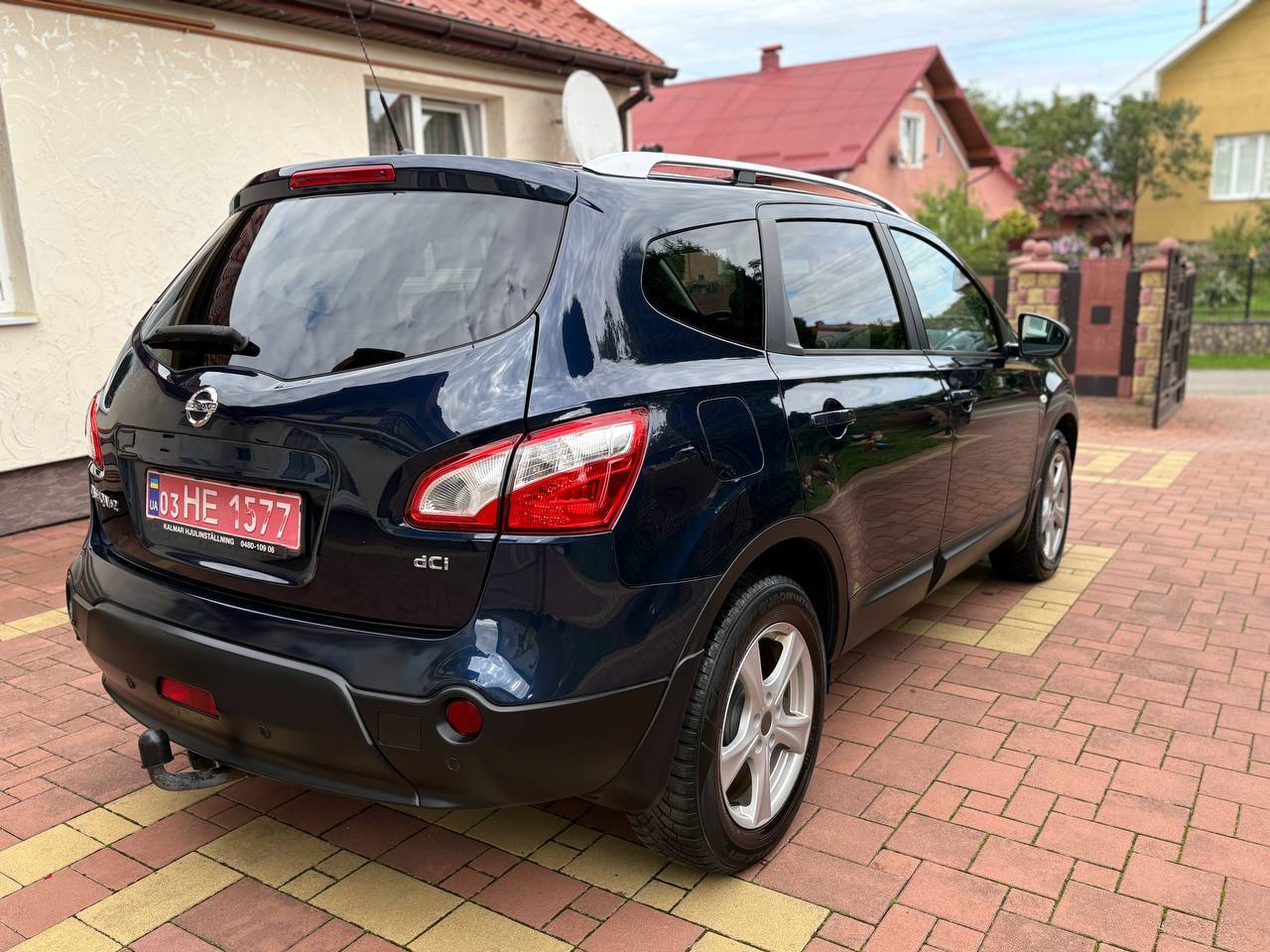 Nissan Qashqai+2 - фото 3