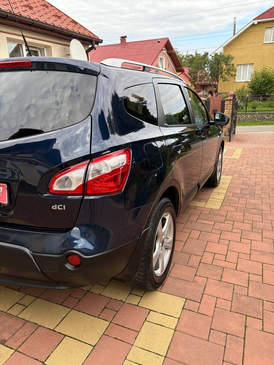 Nissan Qashqai+2 - фото 6