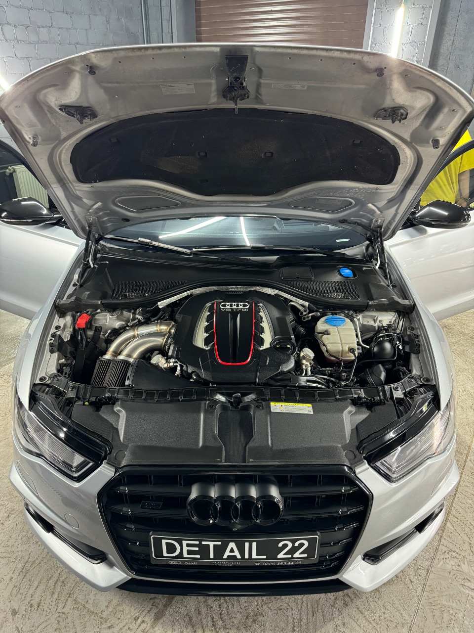 Audi S6 - фото 22