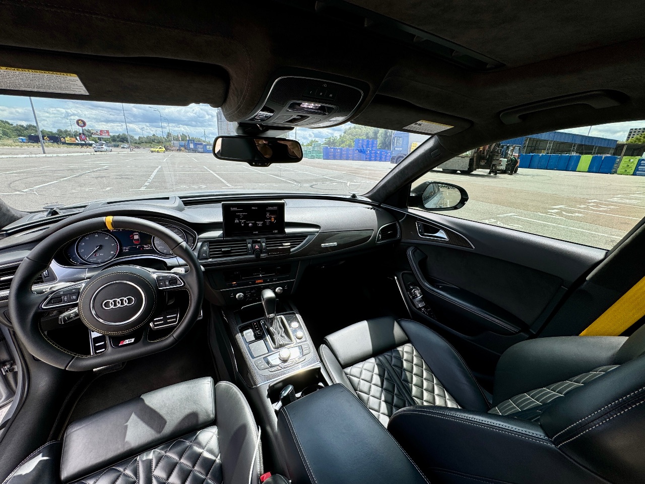 Audi S6 - фото 12