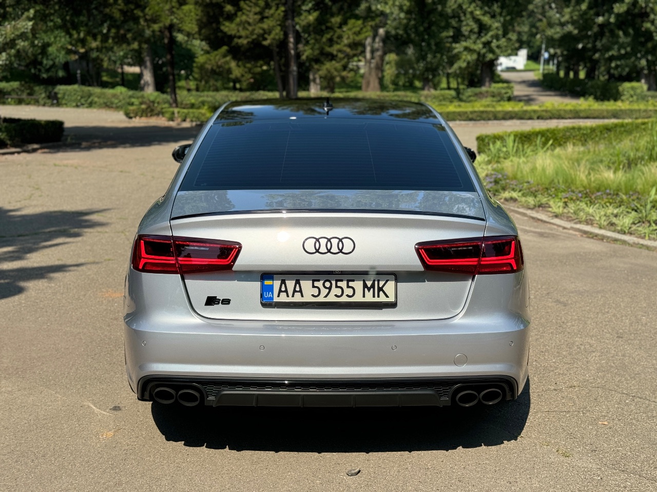Audi S6 - фото 6