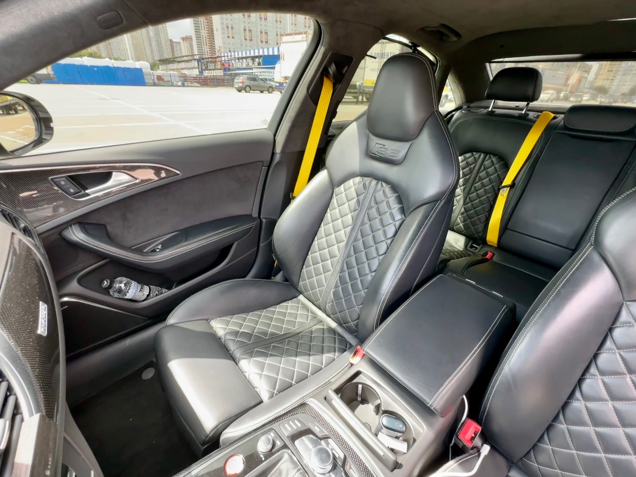 Audi S6 - фото 20