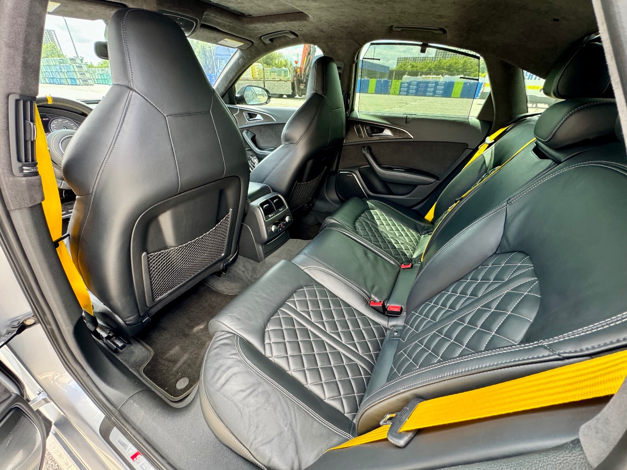 Audi S6 - фото 13