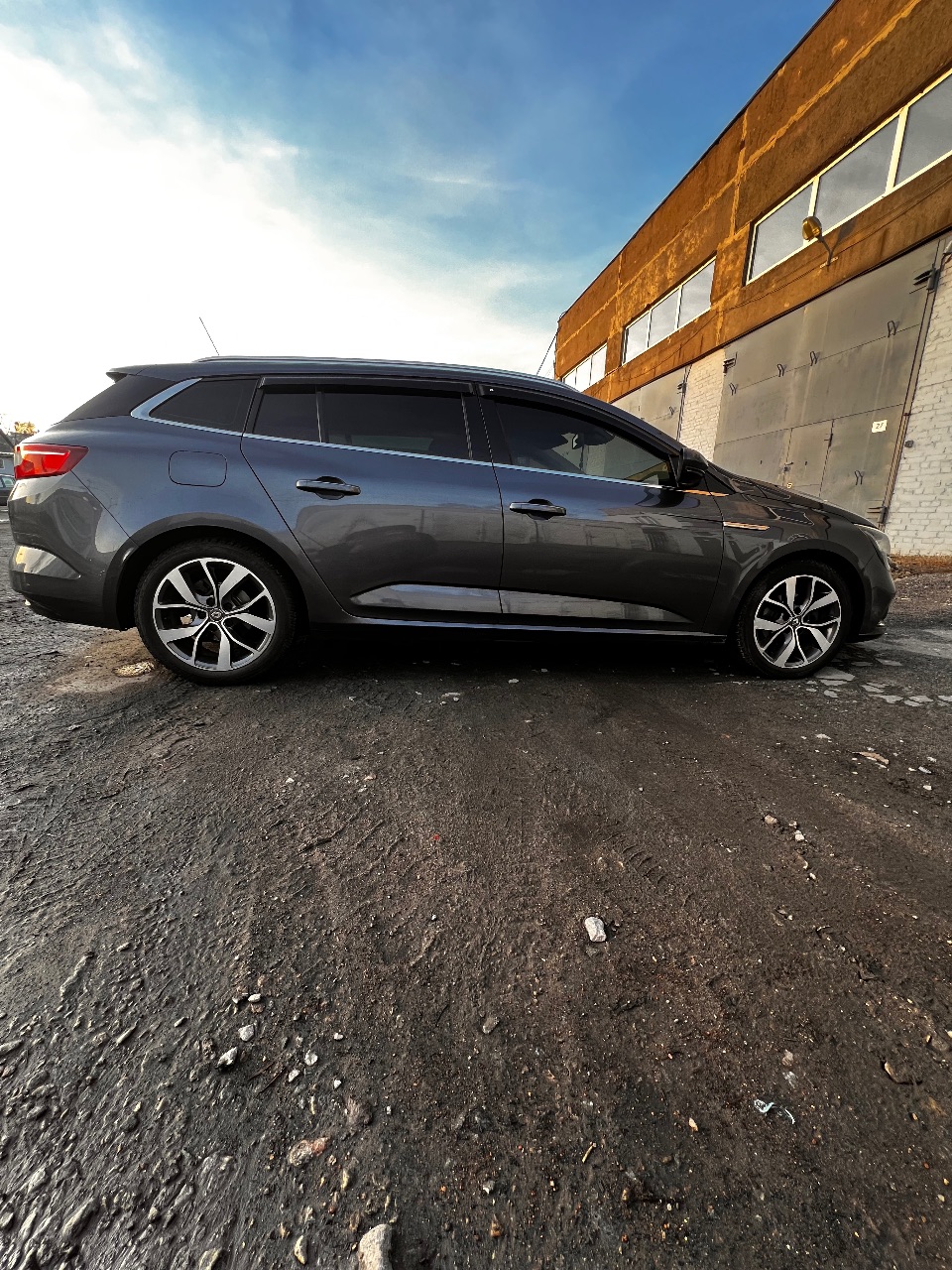 Renault Megane - фото 32