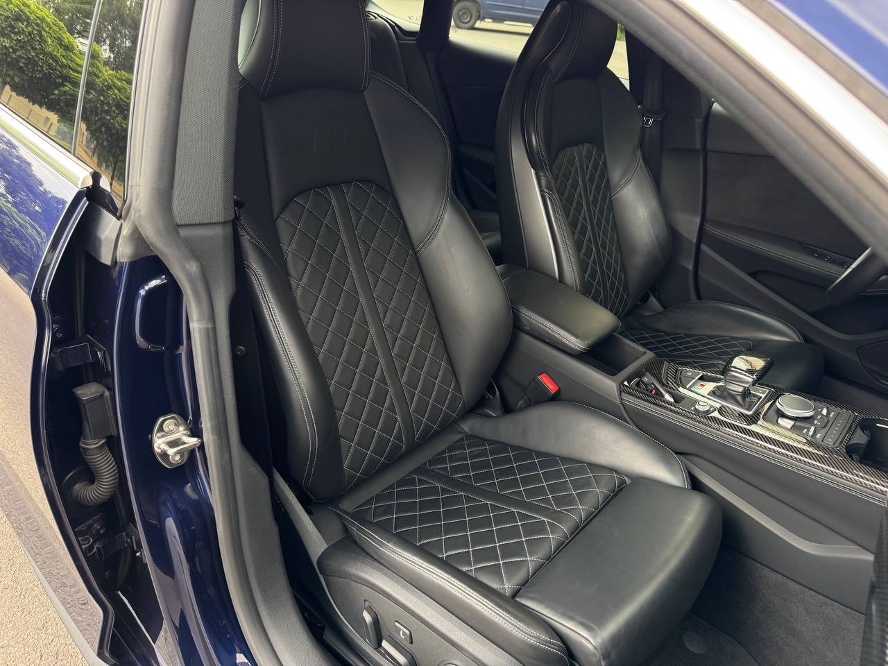 Audi S5 - фото 12